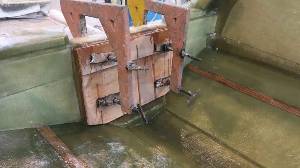 fiberglass boat transom building